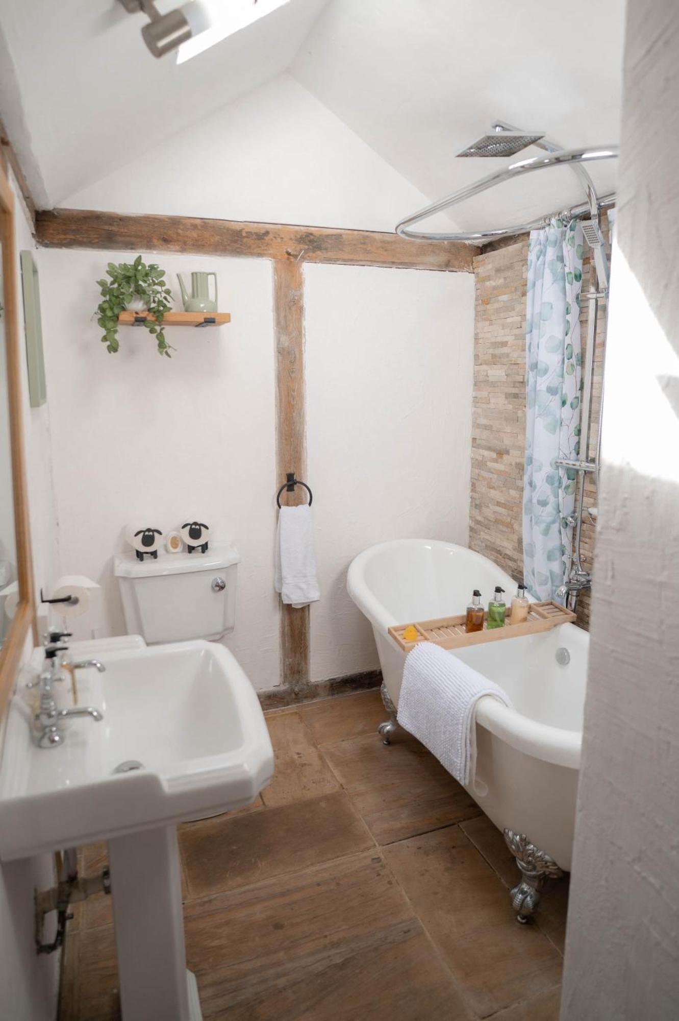 Barnacre Green Cottage - Eco-Friendly Cosy Cottage Moreton  Exterior photo